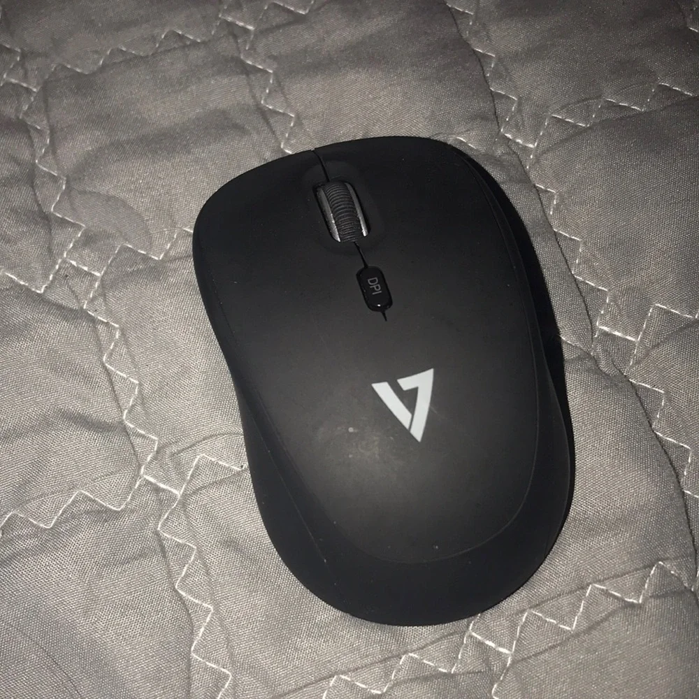 Black wireless mouse